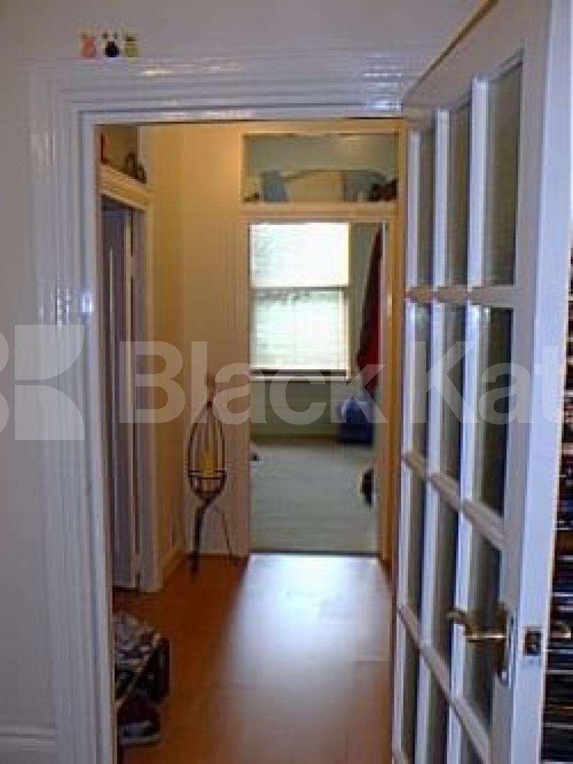 			NEW INSTRUCTION, 1 Bedroom, 1 bath, 1 reception Flat			 Hillmarton Road, HILLMARTON CONSERVATION N7